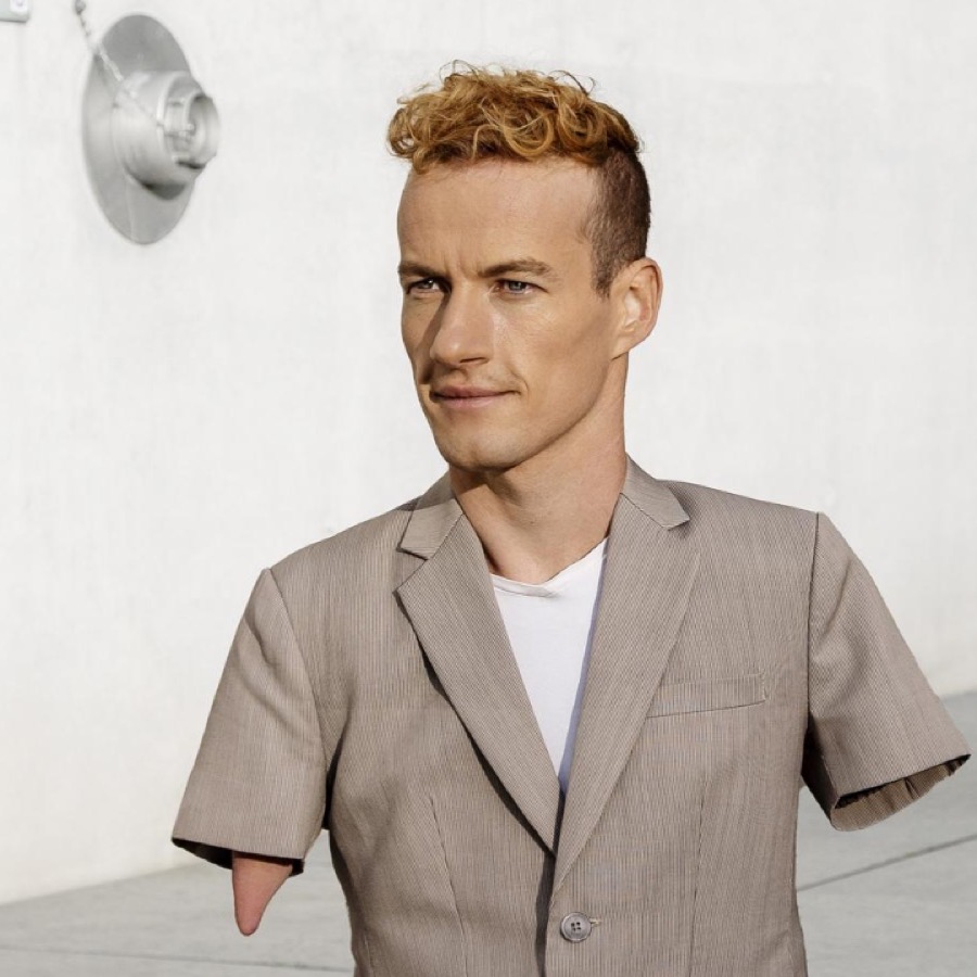 Portrait von Janis McDavid
