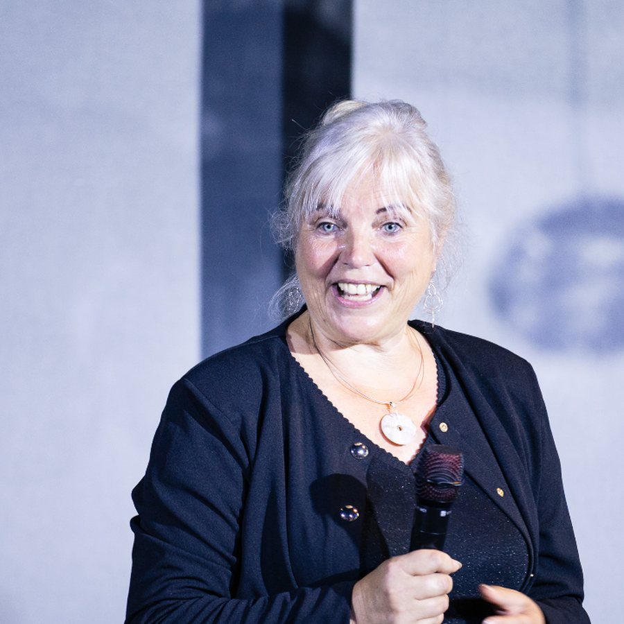 Portrait von Yvonne Kröhl
